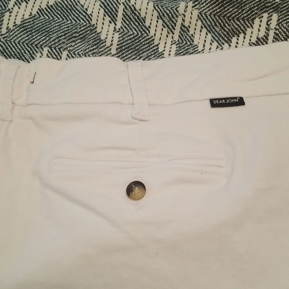 White Women’s Casual Cotton Blend Shorts